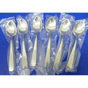 6 - Oneida Deluxe ACCENT Glossy 18/8 Stainless Flatware 5.25" YOUTH CHILD SPOONS
